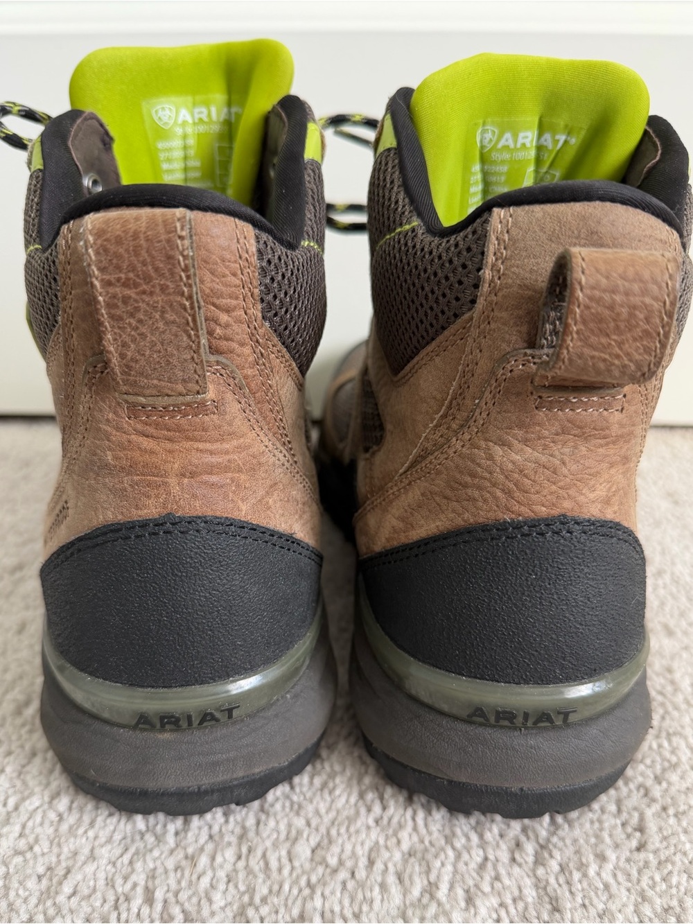 Ariat Waterproof Hiking Boots - 10D - Picture 4 of 7